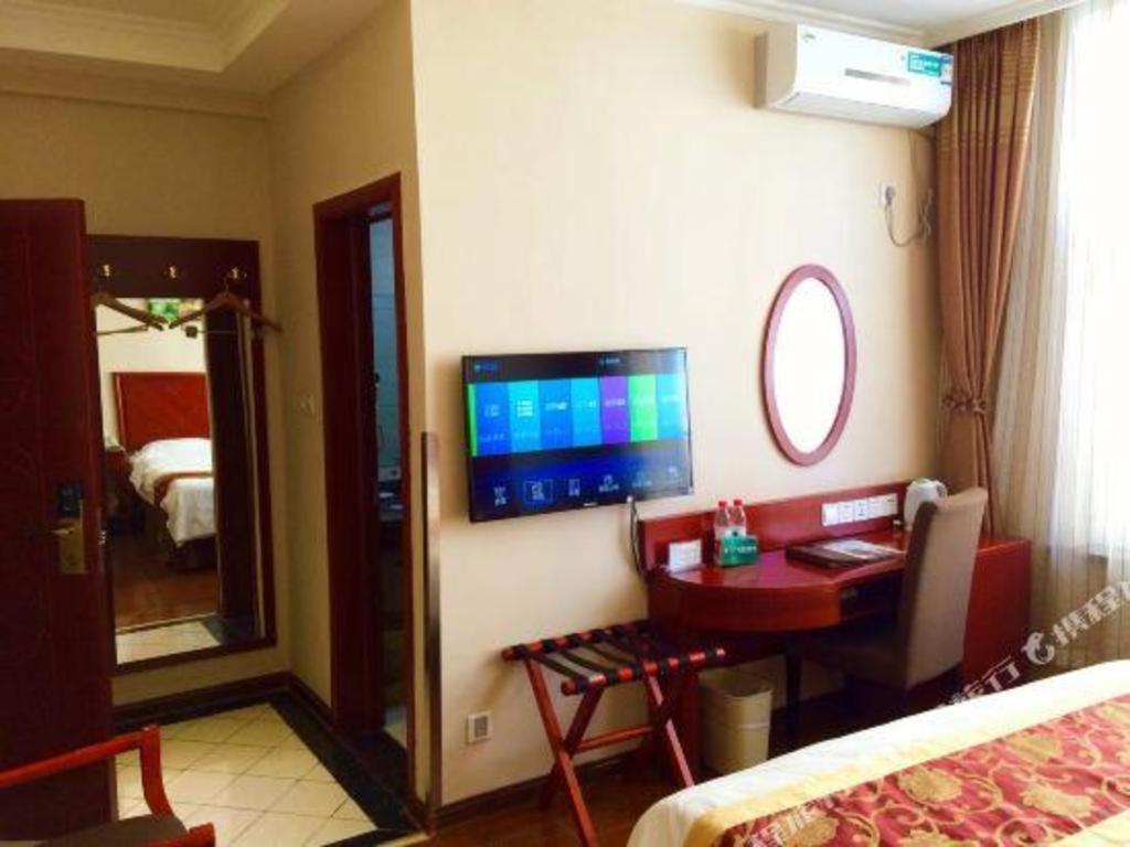 Greentree Inn Bole Wanxianghui Express Hotel Exterior photo