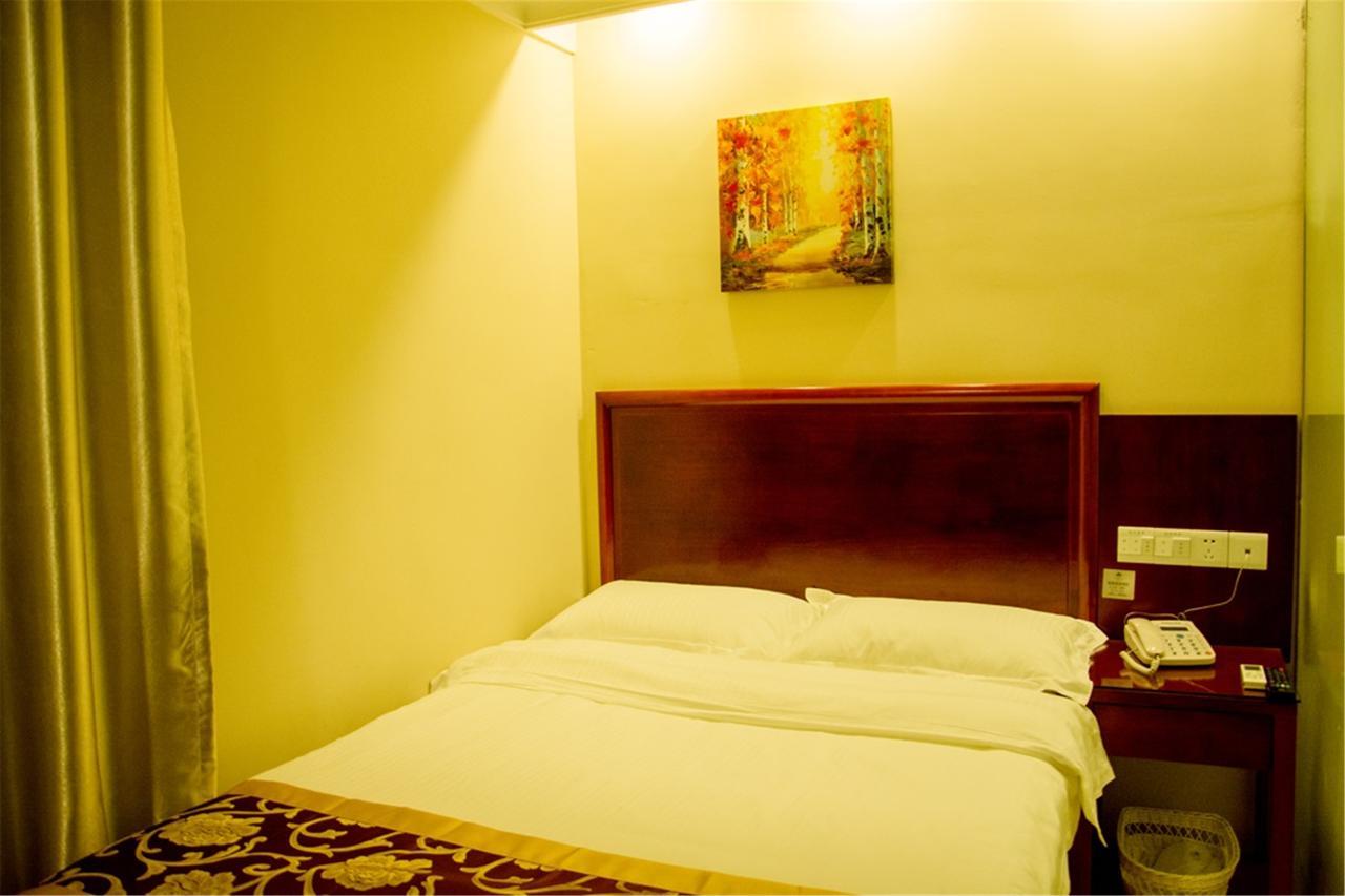 Greentree Inn Bole Wanxianghui Express Hotel Exterior photo